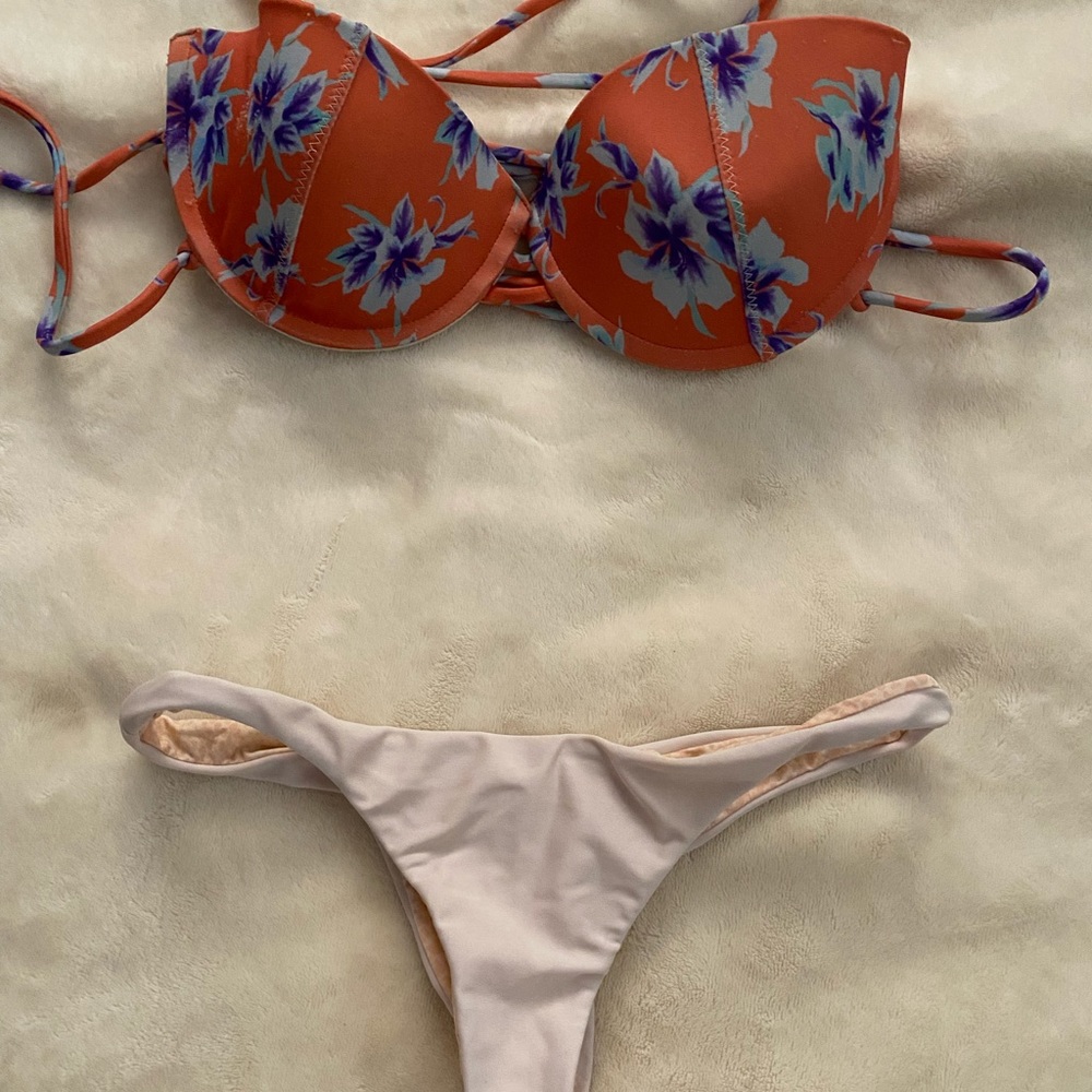 Vintage acacia set